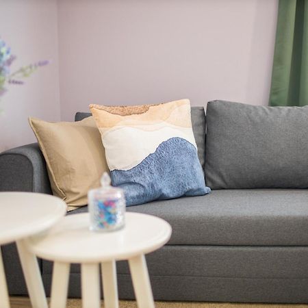 Zlatin Dvor - Apartments For 3, Terrace, Trogir Center, Beach At 5-Min, Bike Friendly Room photo