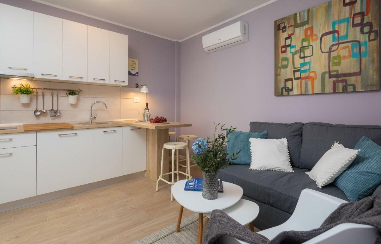 Zlatin Dvor - Apartments For 3, Terrace, Trogir Center, Beach At 5-Min, Bike Friendly Exterior photo